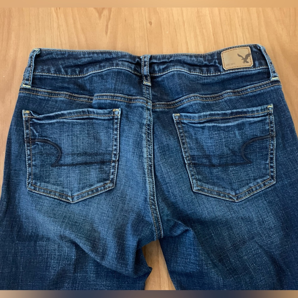 American Eagle Blue Jeans/Jeggings. US size 4 regular.